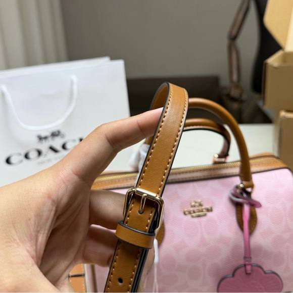 🍓Coach Medium Rowan Satchel In Signature Canvas Powder Pink With Charms - Picture 9 of 9